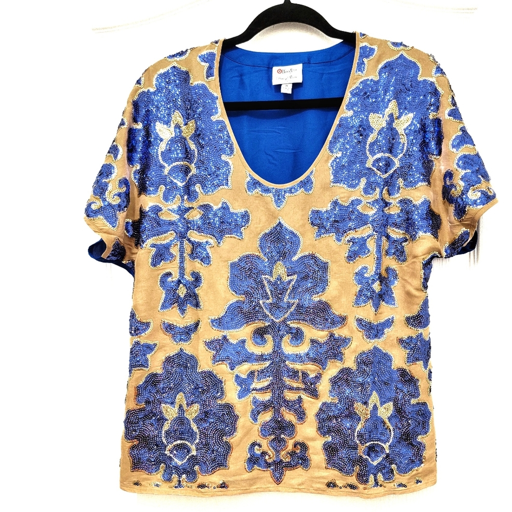 261F490 Neiman Marcus Sequins Blouse